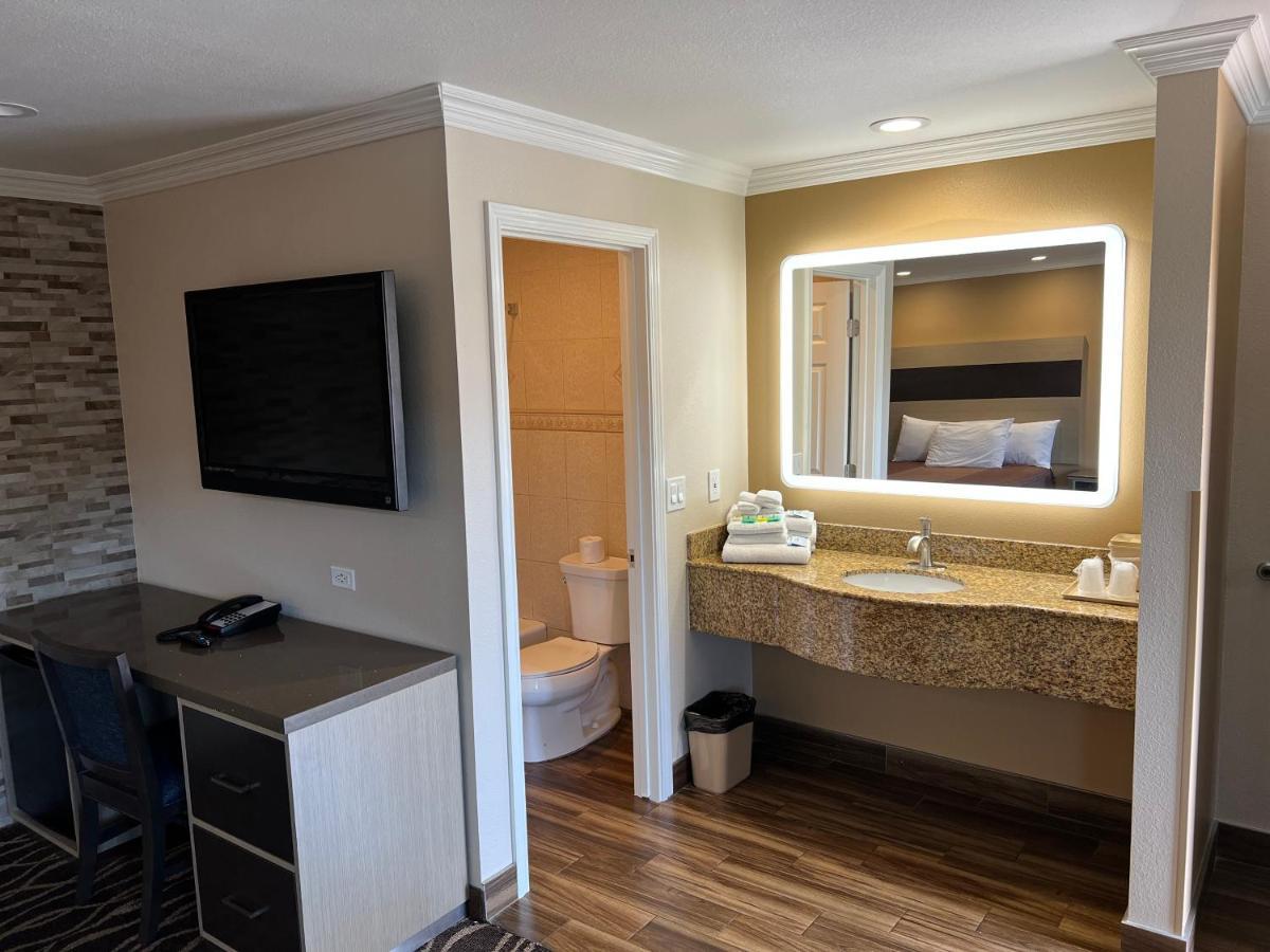 Walnut Inn & Suites West Covina Exterior foto