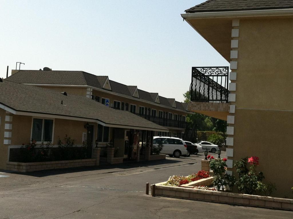 Walnut Inn & Suites West Covina Exterior foto