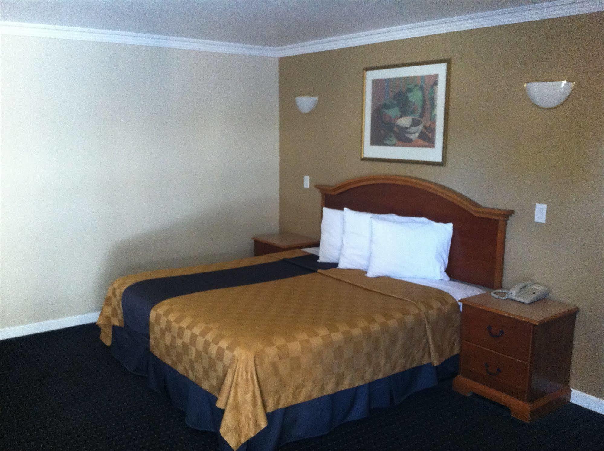 Walnut Inn & Suites West Covina Exterior foto